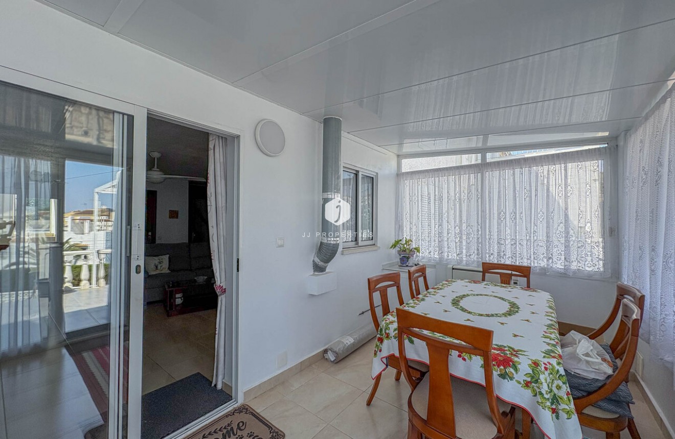 Tweedehands - Chalet -
Torrevieja - Costa Blanca