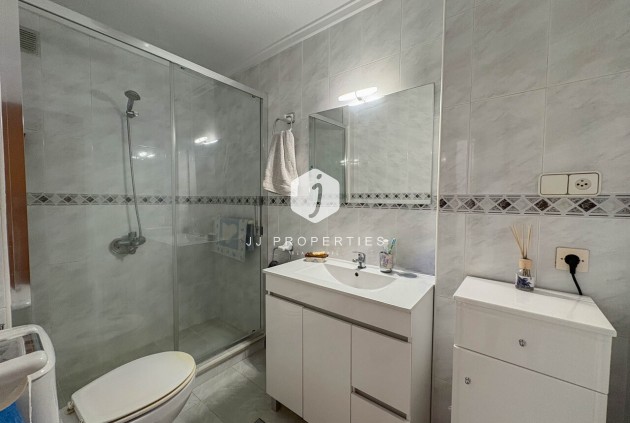 Tweedehands - Chalet -
Torrevieja - Costa Blanca