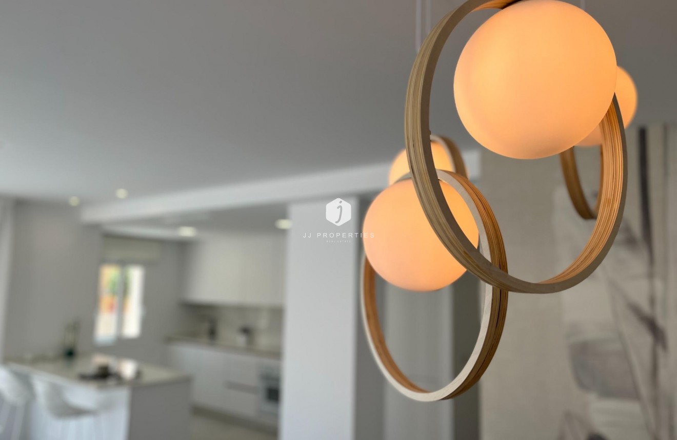 Tweedehands - Appartement / flat -
Torrevieja - aguas nuevas