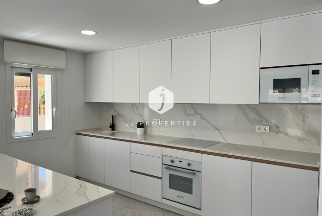 Tweedehands - Appartement / flat -
Torrevieja - aguas nuevas