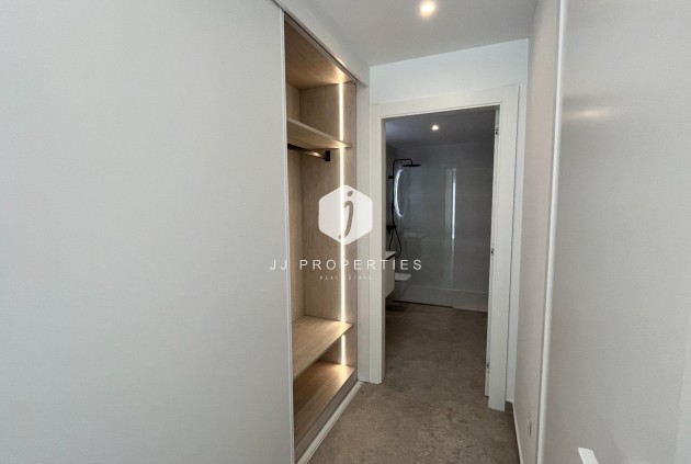 Tweedehands - Appartement / flat -
Torrevieja - aguas nuevas