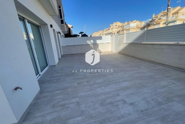 Tweedehands - Appartement / flat -
Torrevieja - aguas nuevas