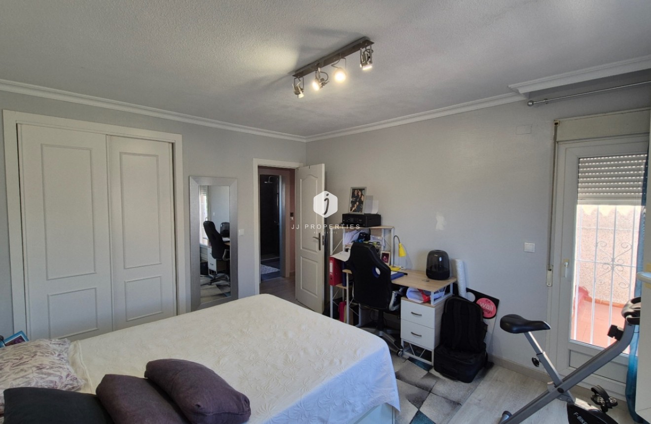 Tweedehands - Chalet -
Torrevieja - Costa Blanca