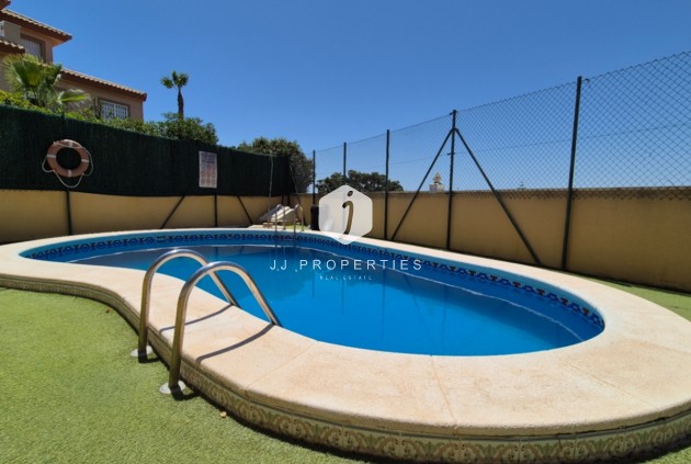 Tweedehands - Chalet -
Torrevieja - Costa Blanca