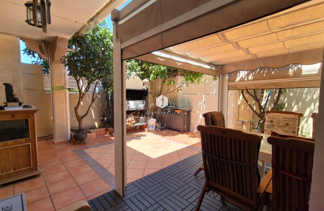 Tweedehands - Chalet -
Torrevieja - Costa Blanca