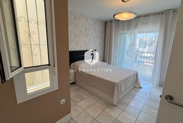 Tweedehands - Chalet -
Torrevieja - Costa Blanca