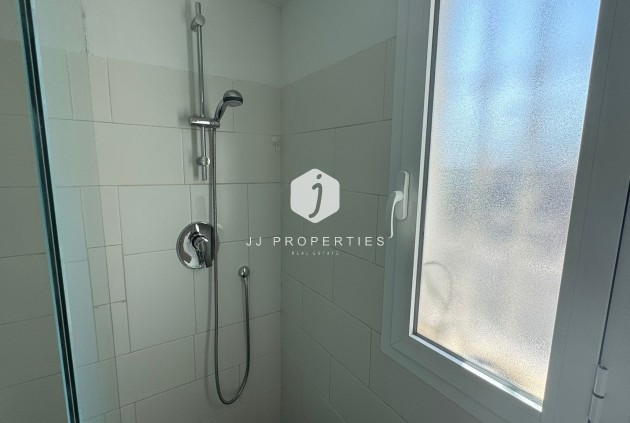 Tweedehands - Chalet -
Torrevieja - Costa Blanca