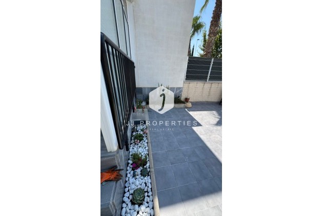 Tweedehands - Chalet -
Torrevieja - Costa Blanca