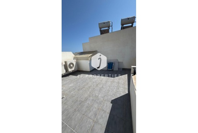 Tweedehands - Chalet -
Torrevieja - Costa Blanca