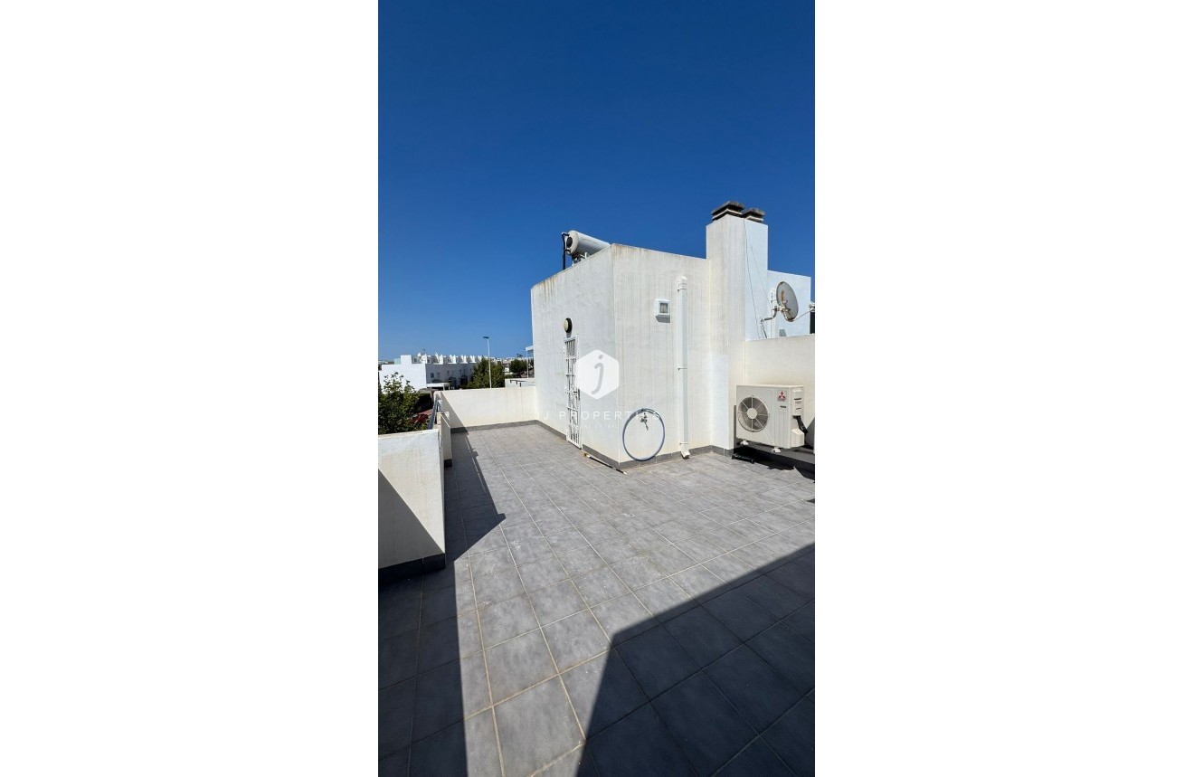 Tweedehands - Chalet -
Torrevieja - Costa Blanca