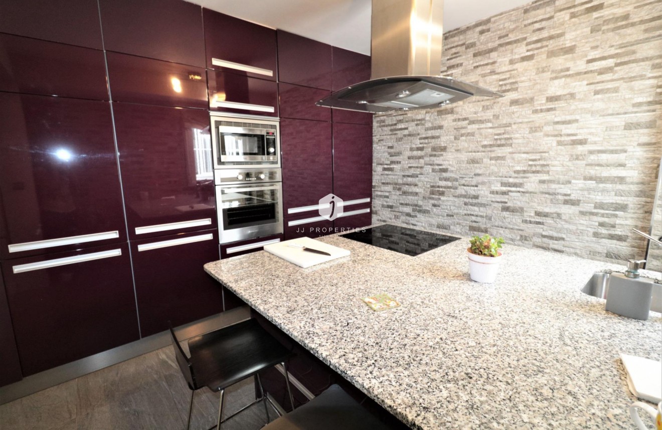 Tweedehands - Penthouse -
Torrevieja - Playa de los Naufragos