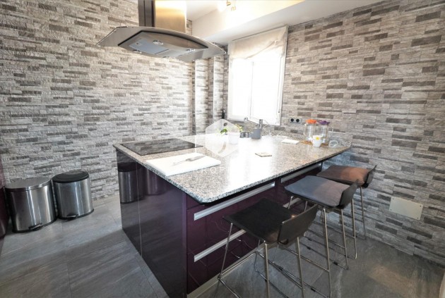 Tweedehands - Penthouse -
Torrevieja - Playa de los Naufragos