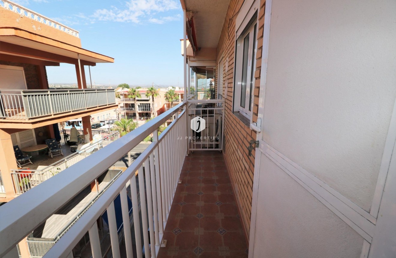Tweedehands - Penthouse -
Torrevieja - Playa de los Naufragos