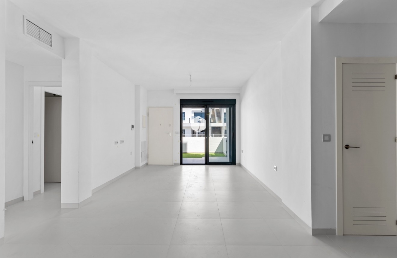 Tweedehands - Appartement / flat -
San Miguel de Salinas - Inland