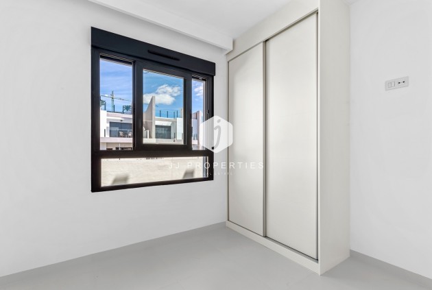 Tweedehands - Appartement / flat -
San Miguel de Salinas - Inland