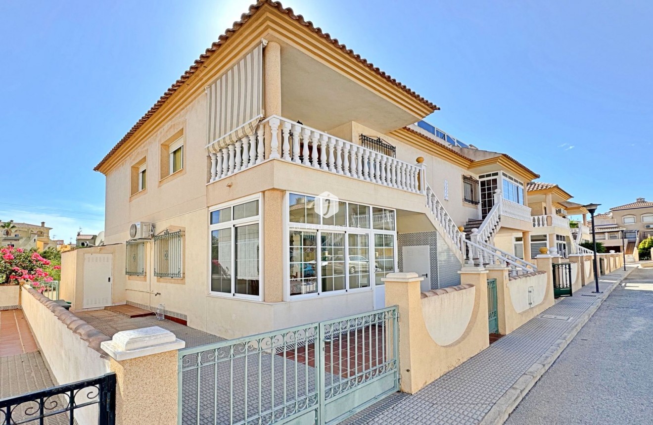 Tweedehands - Appartement / flat -
Orihuela Costa - Costa Blanca