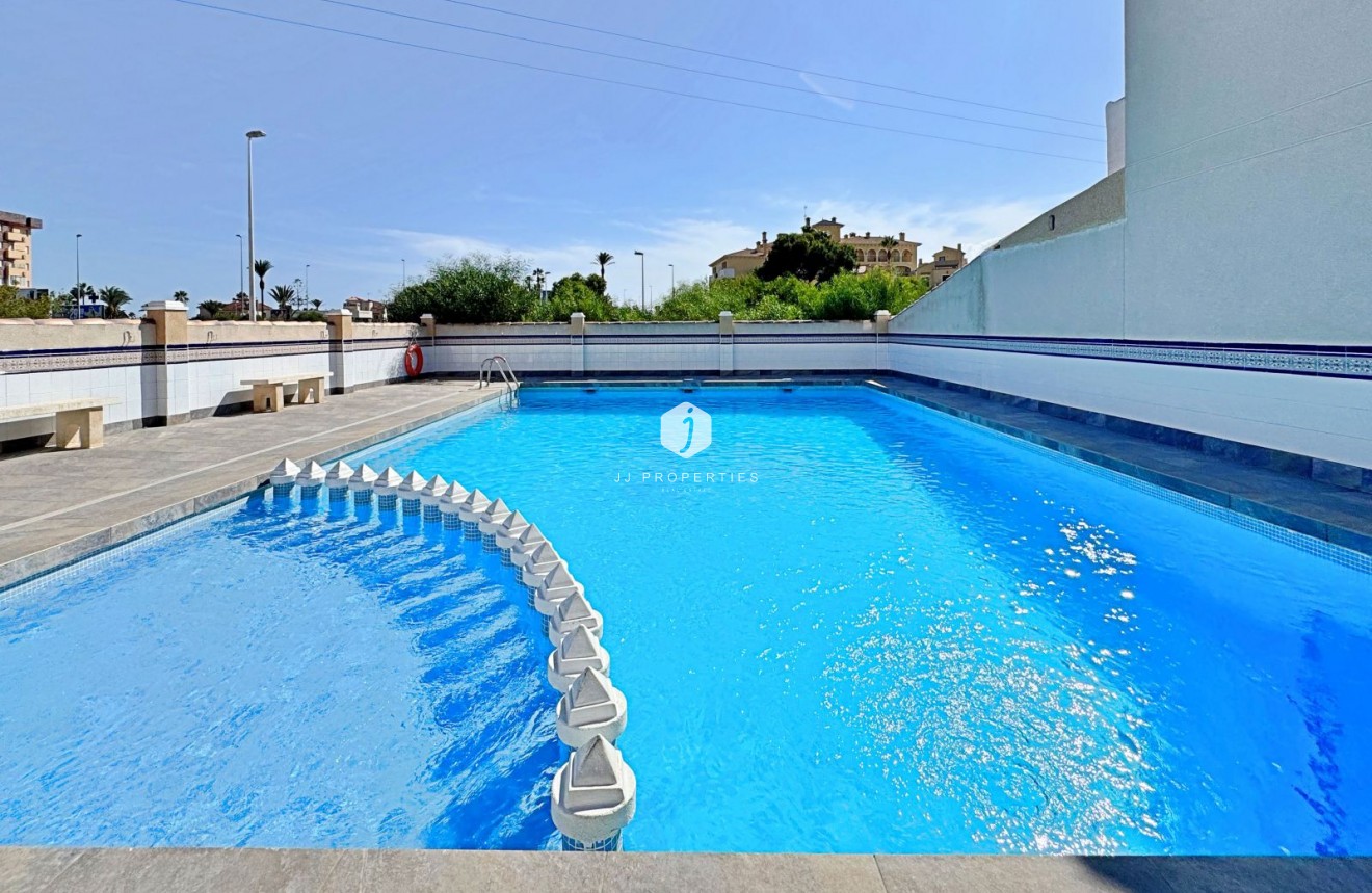 Tweedehands - Appartement / flat -
Orihuela Costa - Costa Blanca