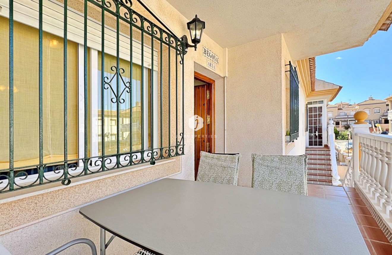 Tweedehands - Appartement / flat -
Orihuela Costa - Costa Blanca