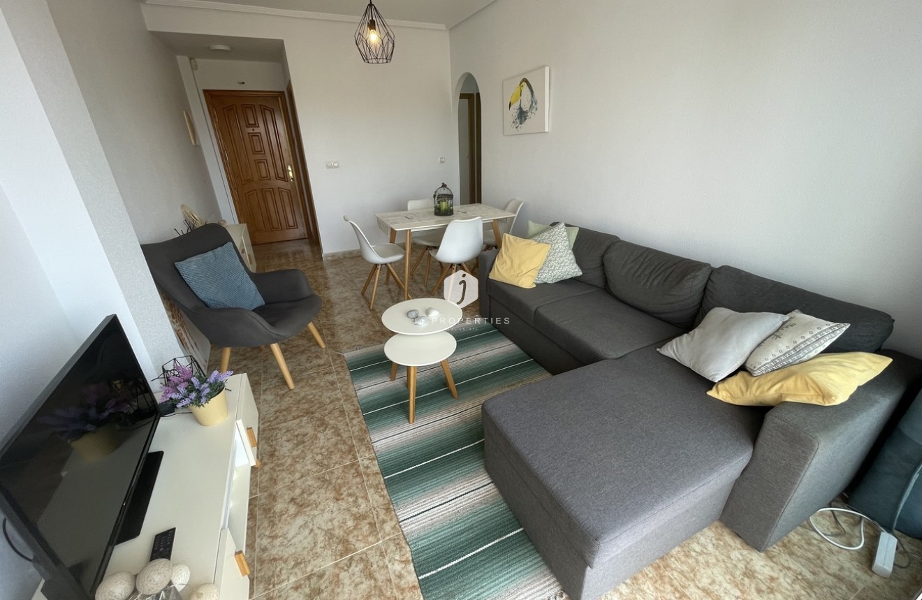 Tweedehands - Penthouse -
Punta Prima - Costa Blanca