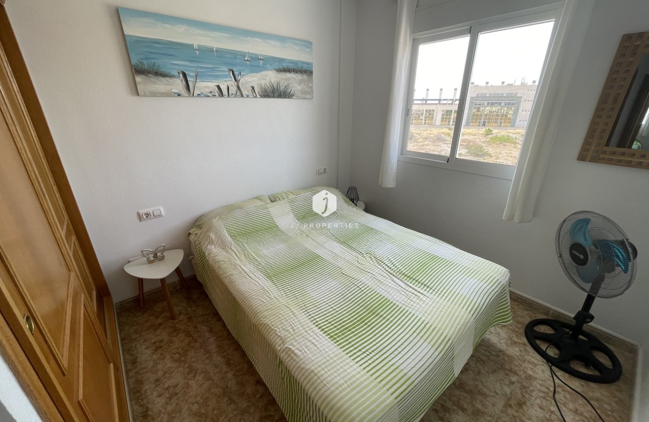 Tweedehands - Penthouse -
Punta Prima - Costa Blanca