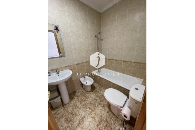 Tweedehands - Penthouse -
Punta Prima - Costa Blanca