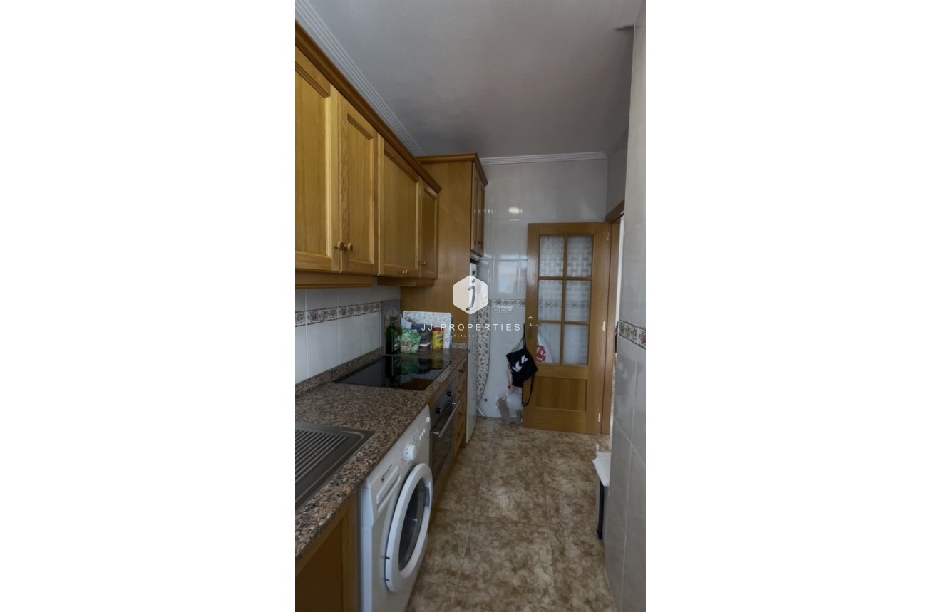 Tweedehands - Penthouse -
Punta Prima - Costa Blanca