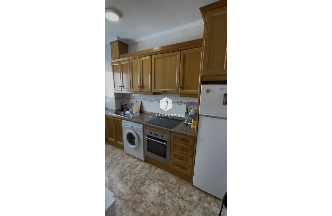 Tweedehands - Penthouse -
Punta Prima - Costa Blanca