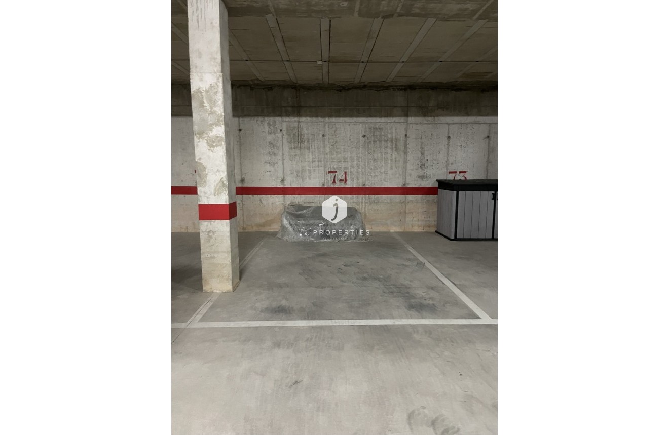 Tweedehands - Penthouse -
Punta Prima - Costa Blanca