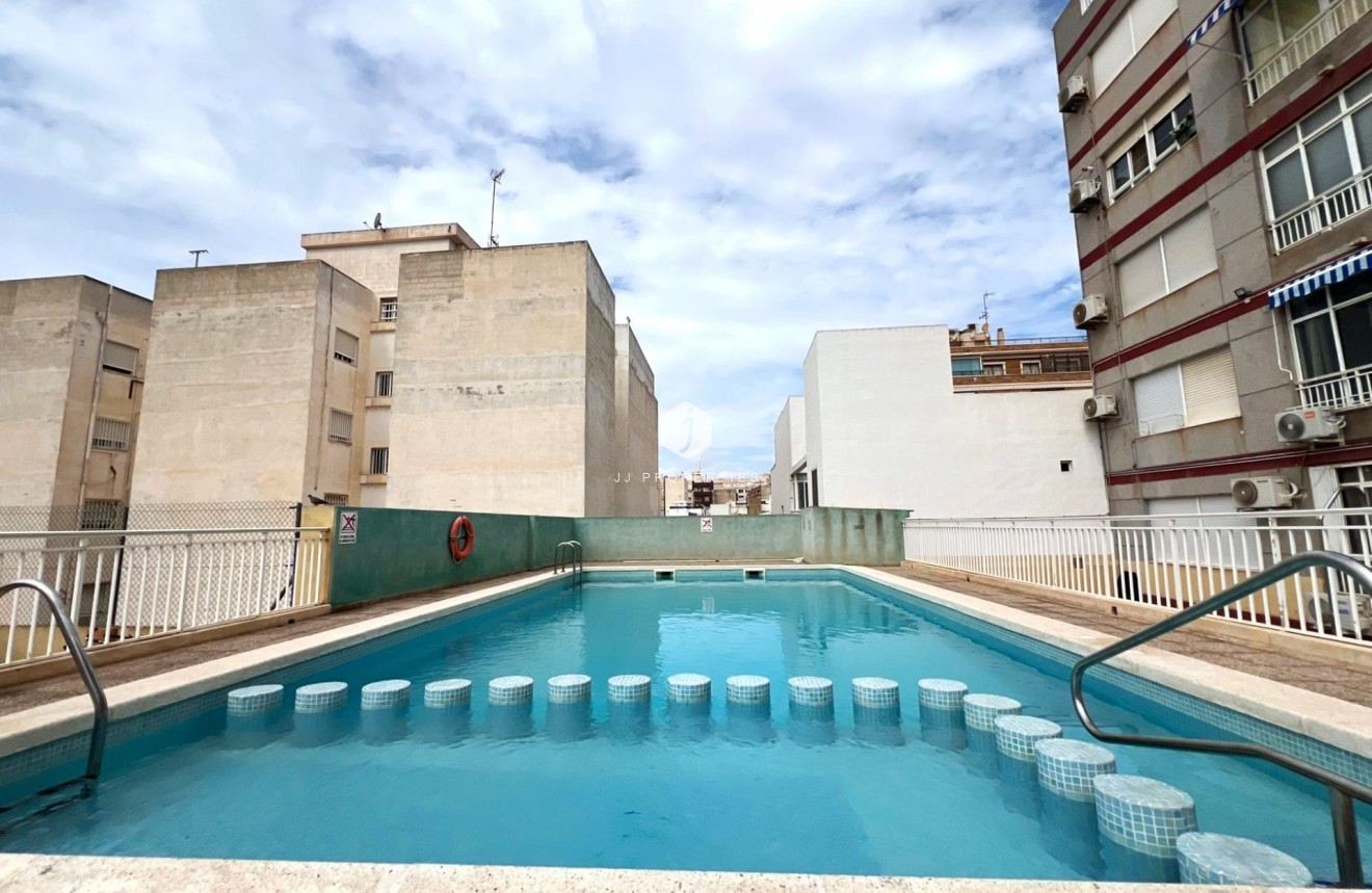 Aus zweiter Hand - Wohnung -
Torrevieja - El molino