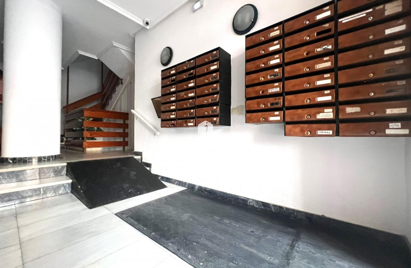 Aus zweiter Hand - Wohnung -
Torrevieja - El molino