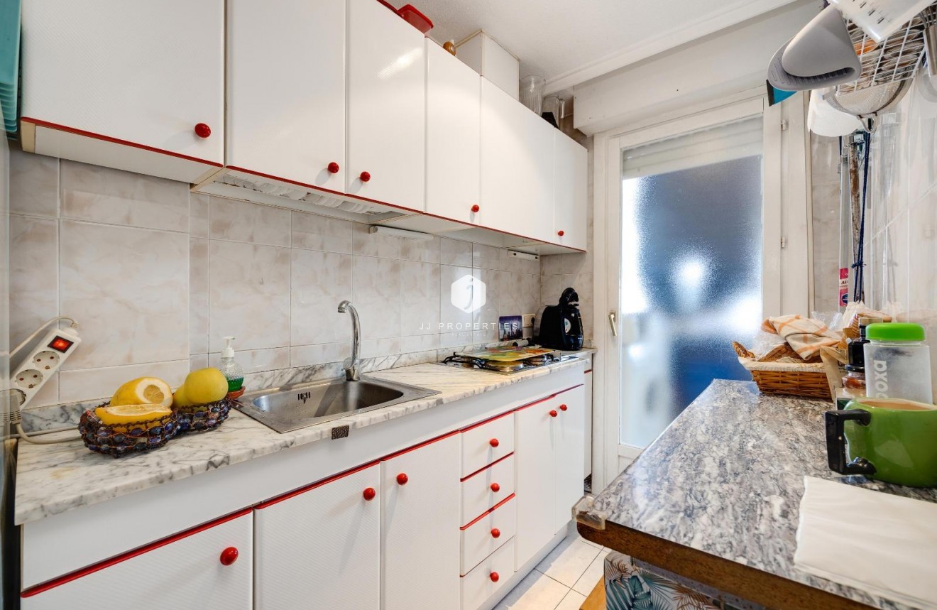 Aus zweiter Hand - Wohnung -
Torrevieja - Playa de los Locos