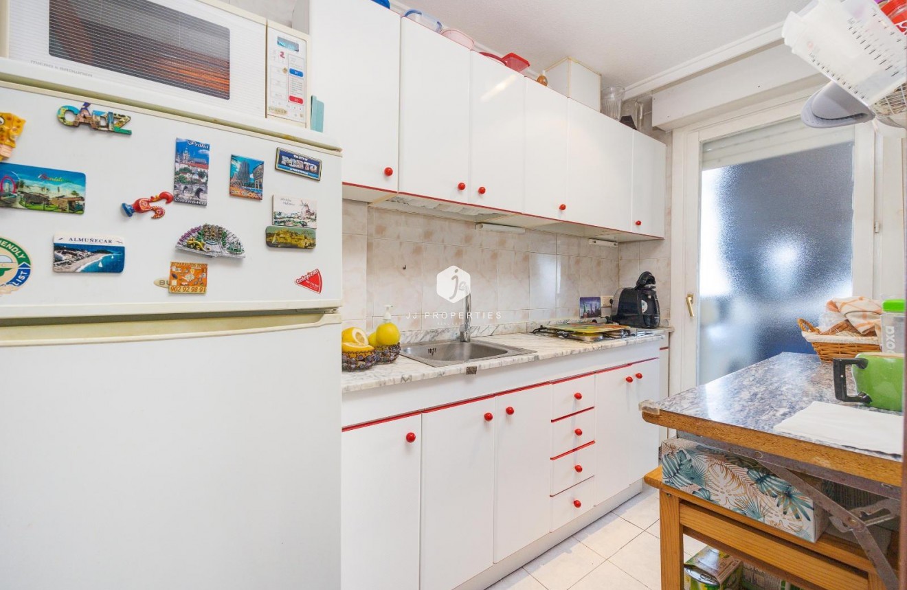 Aus zweiter Hand - Wohnung -
Torrevieja - Playa de los Locos