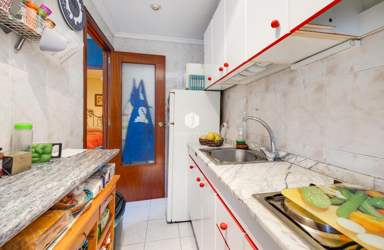 Aus zweiter Hand - Wohnung -
Torrevieja - Playa de los Locos