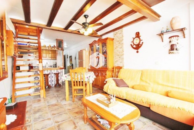 Resale - Duplex -
Guardamar del Segura - Benamor