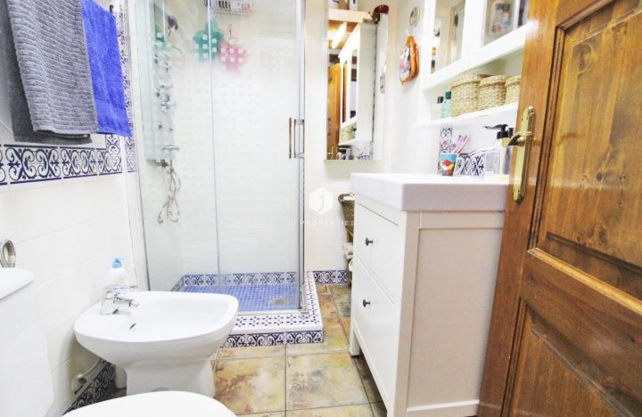 Resale - Duplex -
Guardamar del Segura - Benamor