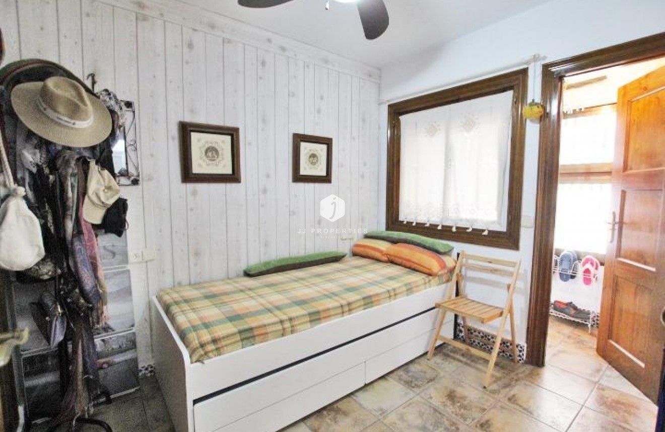 Resale - Duplex -
Guardamar del Segura - Benamor