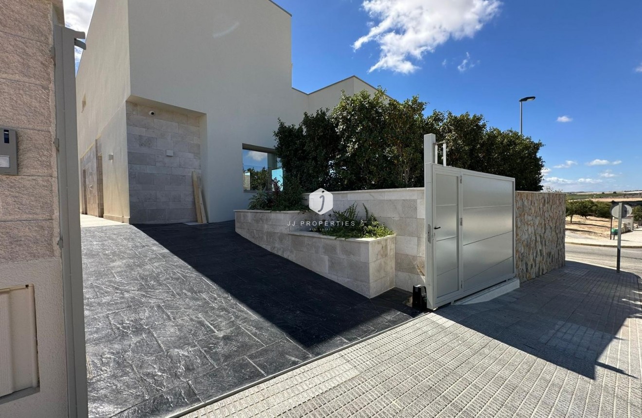 Tweedehands - Villa -
Benijofar - Costa Blanca