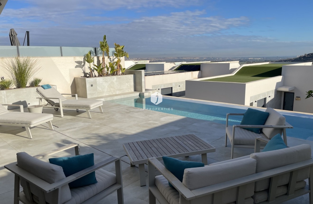 Tweedehands - Villa -
Ciudad Quesada - Costa Blanca