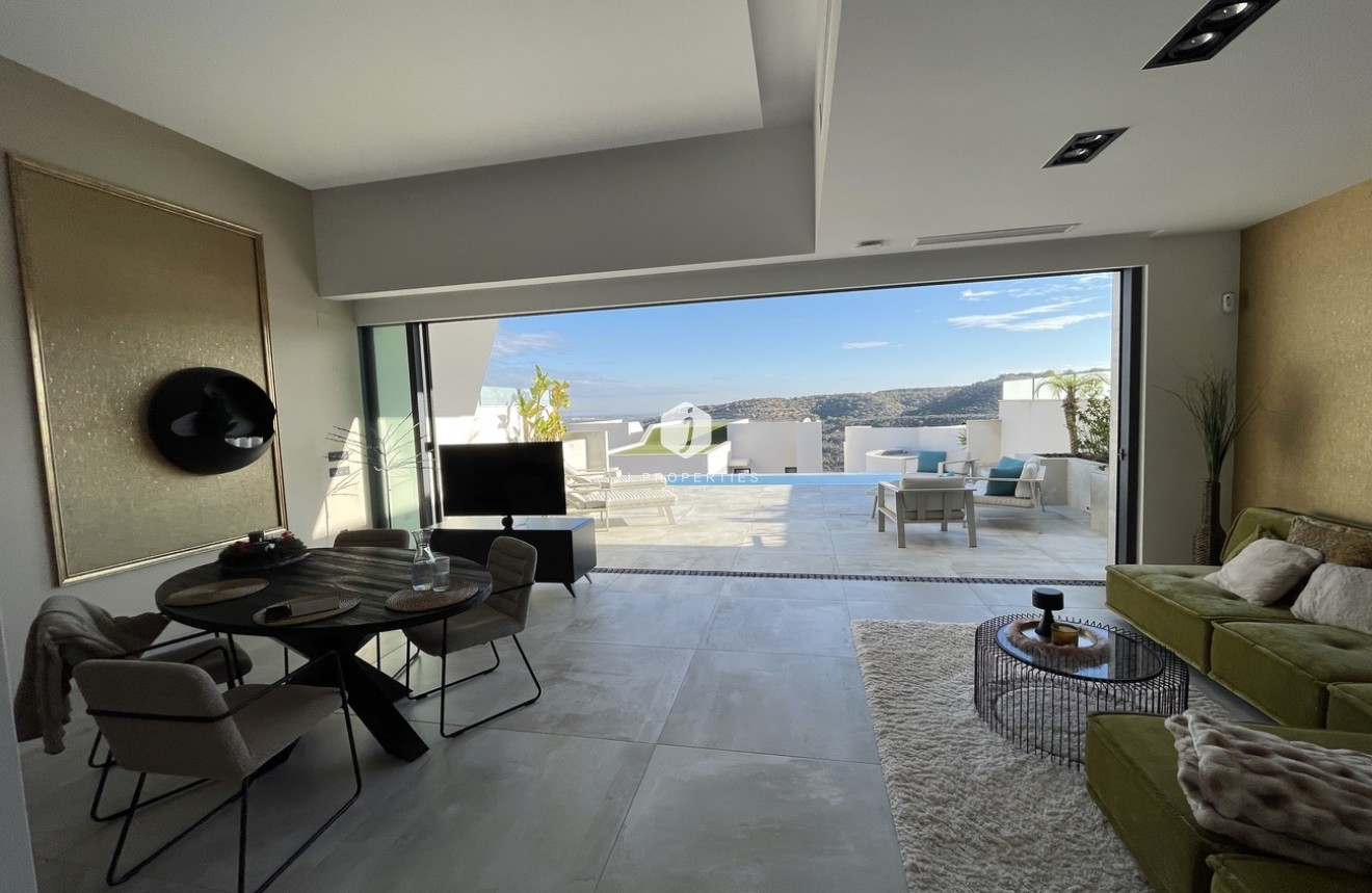 Tweedehands - Villa -
Ciudad Quesada - Costa Blanca