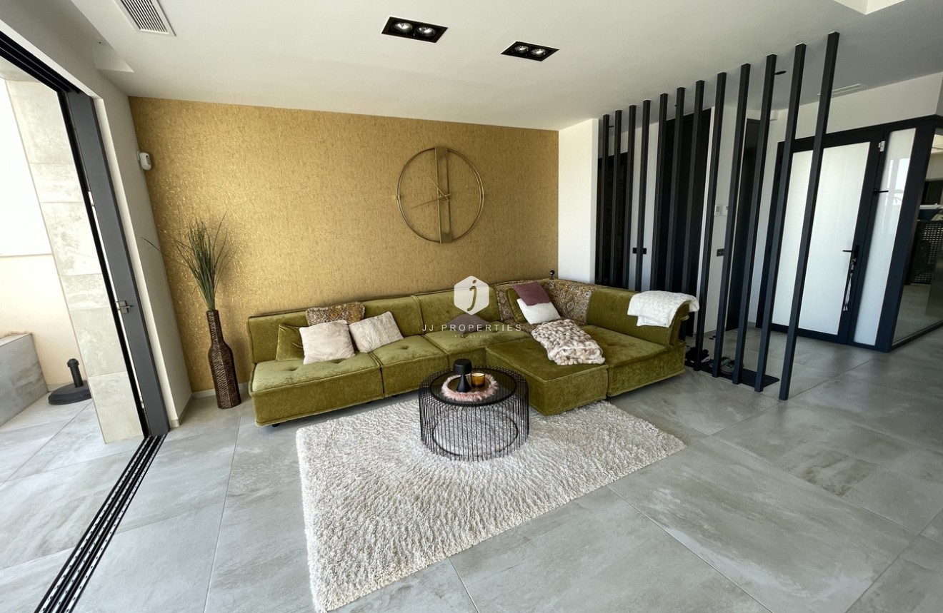 Tweedehands - Villa -
Ciudad Quesada - Costa Blanca