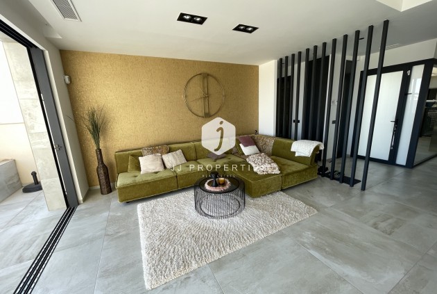 Tweedehands - Villa -
Ciudad Quesada - Costa Blanca