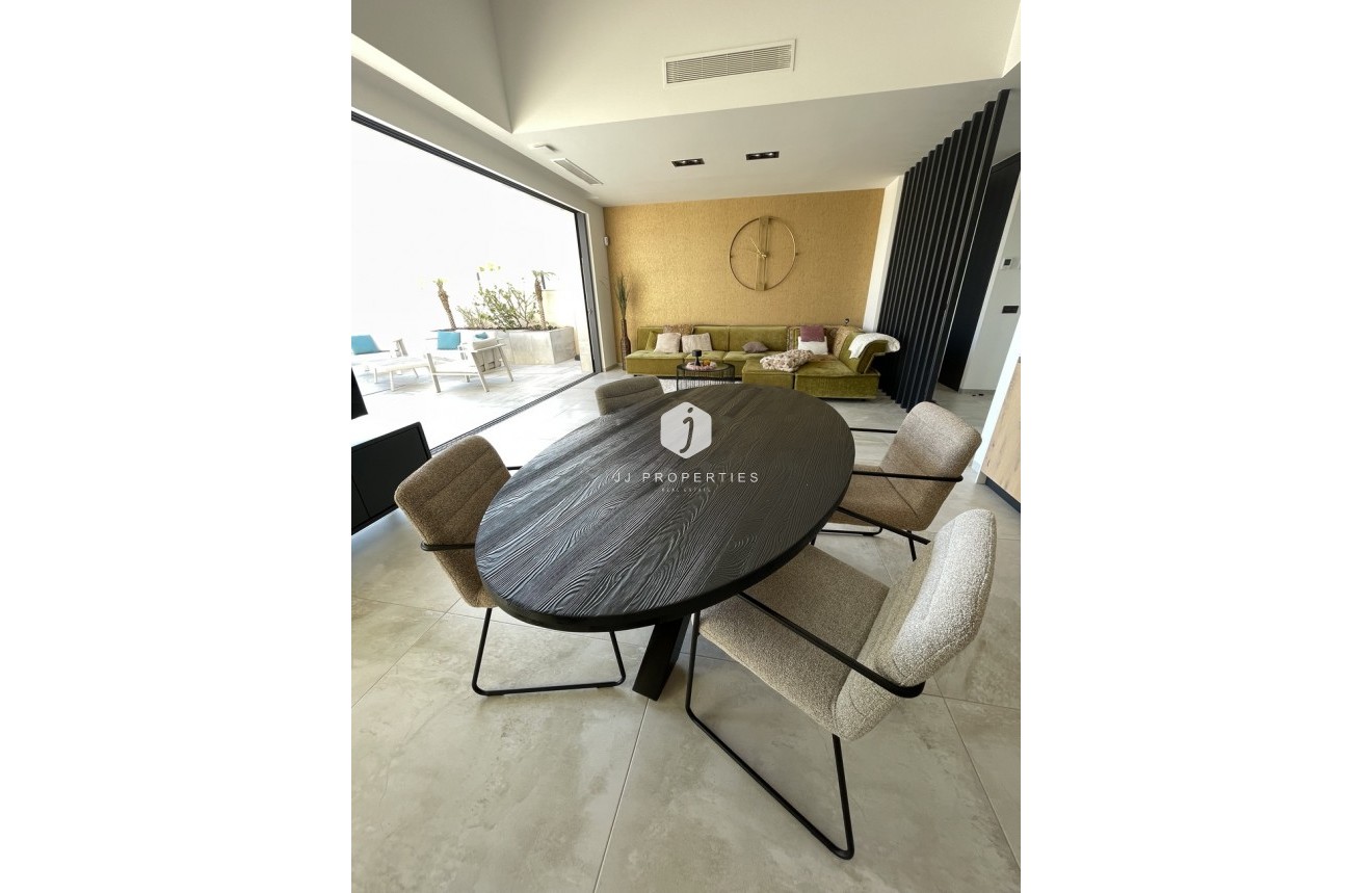 Tweedehands - Villa -
Ciudad Quesada - Costa Blanca