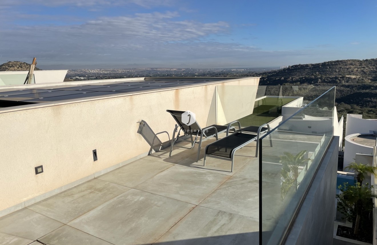 Tweedehands - Villa -
Ciudad Quesada - Costa Blanca