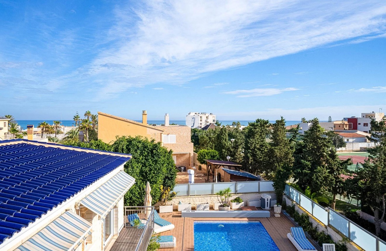 Tweedehands - Villa -
Torrevieja - Torre la mata