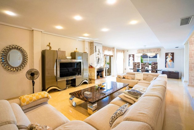 Tweedehands - Villa -
Torrevieja - Torre la mata