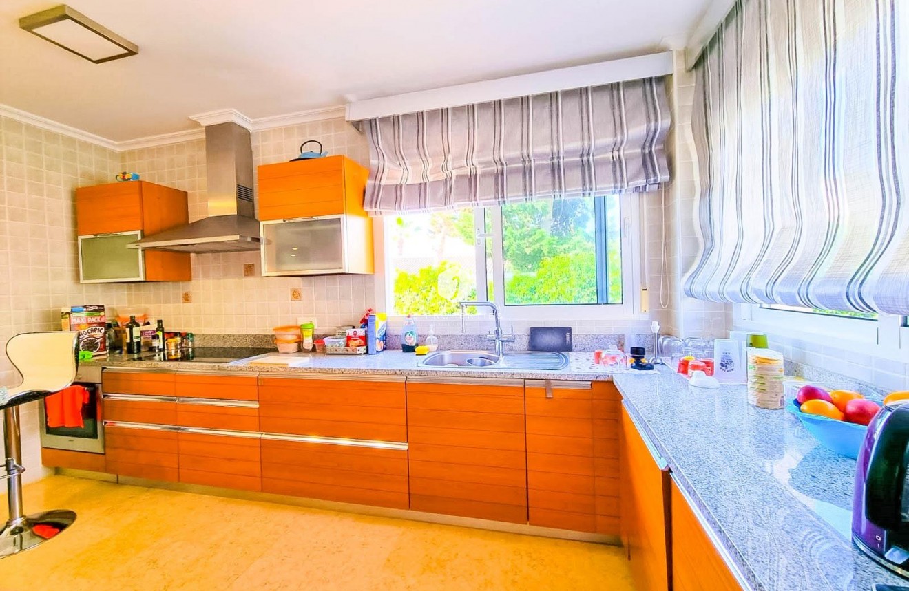 Tweedehands - Villa -
Torrevieja - Torre la mata