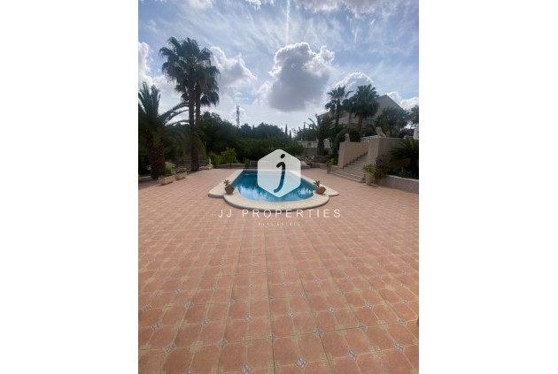 Tweedehands - Villa -
Algorfa - Inland