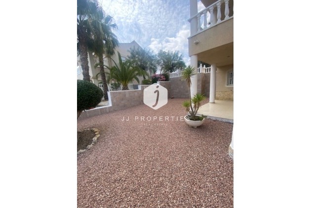 Tweedehands - Villa -
Algorfa - Inland