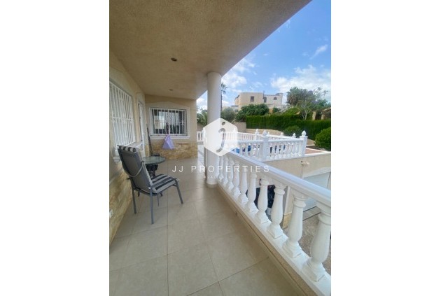 Tweedehands - Villa -
Algorfa - Inland