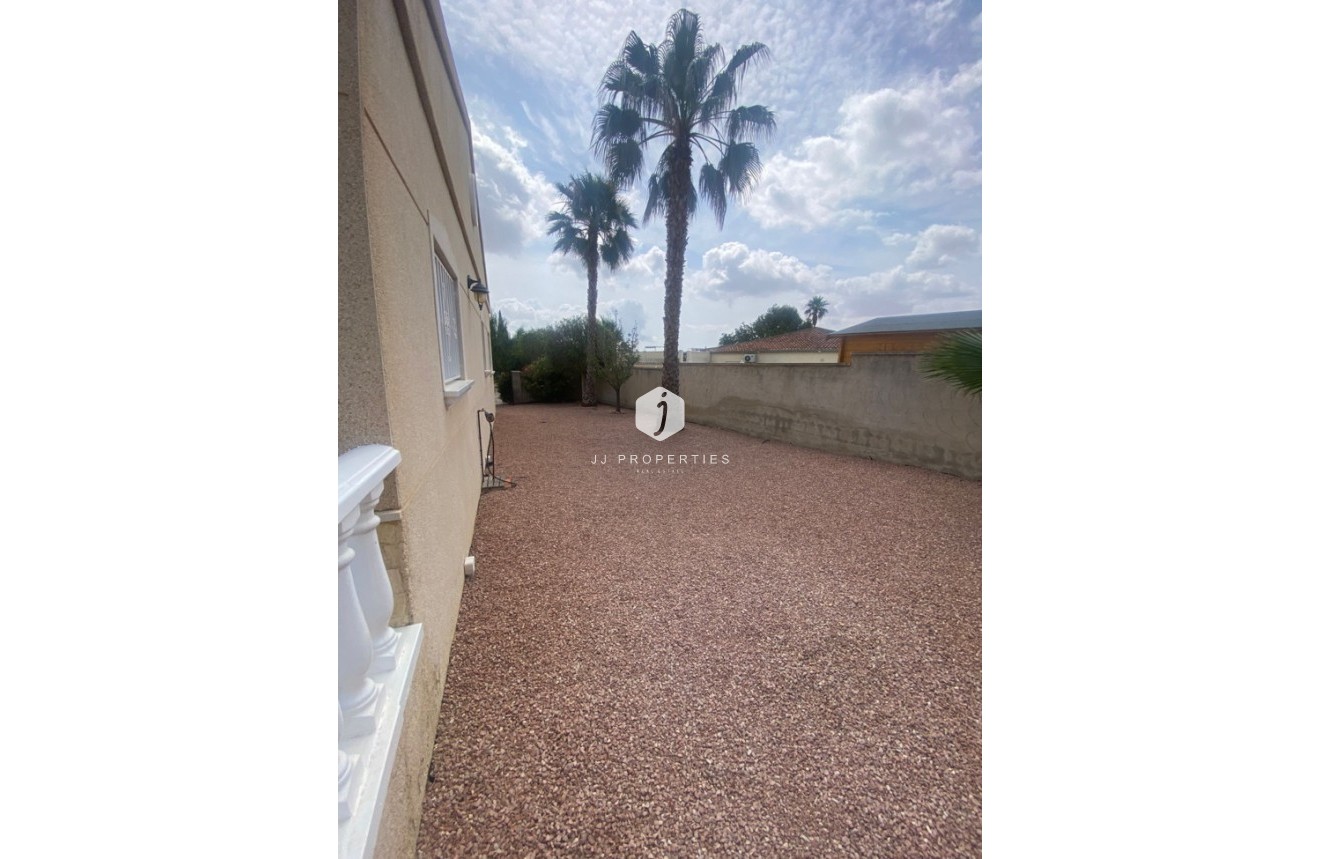 Tweedehands - Villa -
Algorfa - Inland